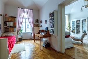 Изключително добри продажби на имоти 18