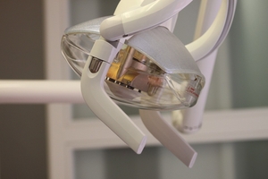 Намерете Dental Implants 11