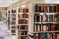 стари книги - 11646 - разнообразие от качествени артикули