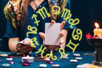 Online Astrologer - 78647 type